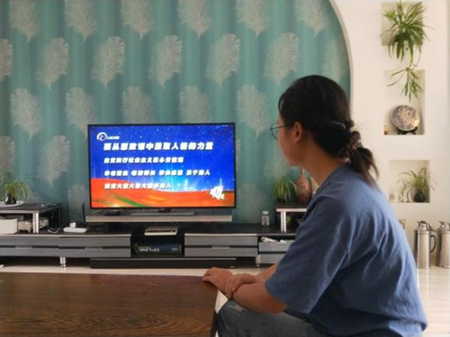 云南经济管理学院医学院党总支组织收看 张桂梅思政大讲堂首场报告会 第 14 张 云南经济管理学院医学院党总支组织收看 张桂梅思政大讲堂首场报告会 第 14 张