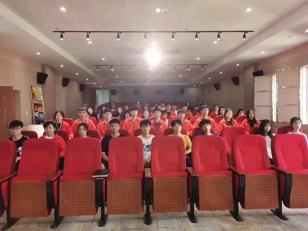 学党史，正青春：艺术与传媒学院学生会上半年工作公示 第 14 张