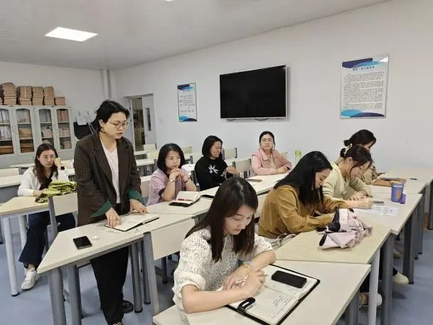 技翼护航护理技能团队召开2024年期中反馈会 第 4 张