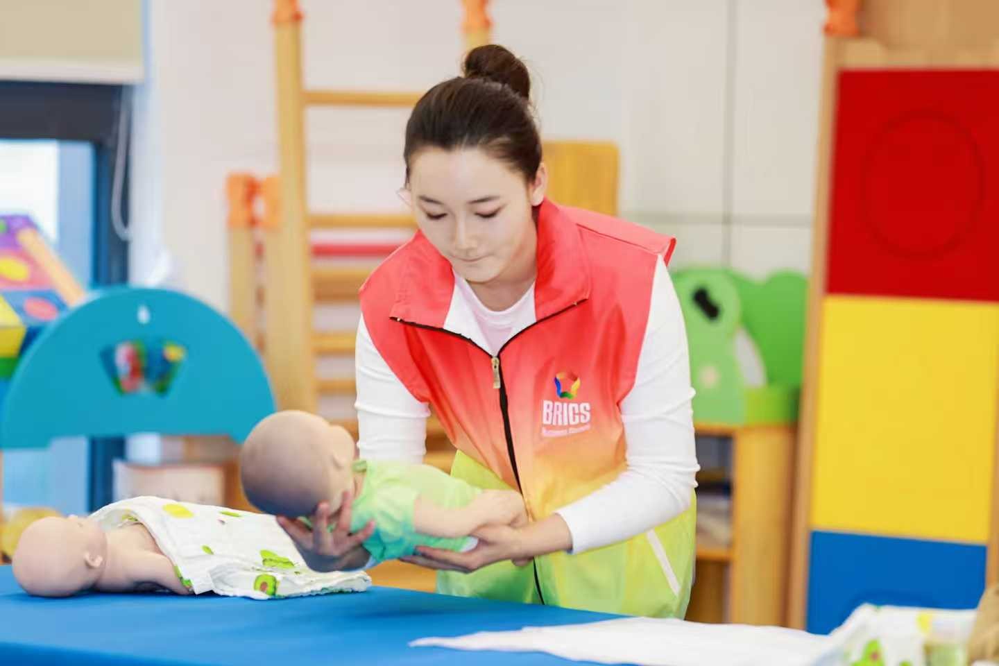 云经管护理学子在全国婴儿回应性照护技能大赛中喜获多项殊荣 第 3 张