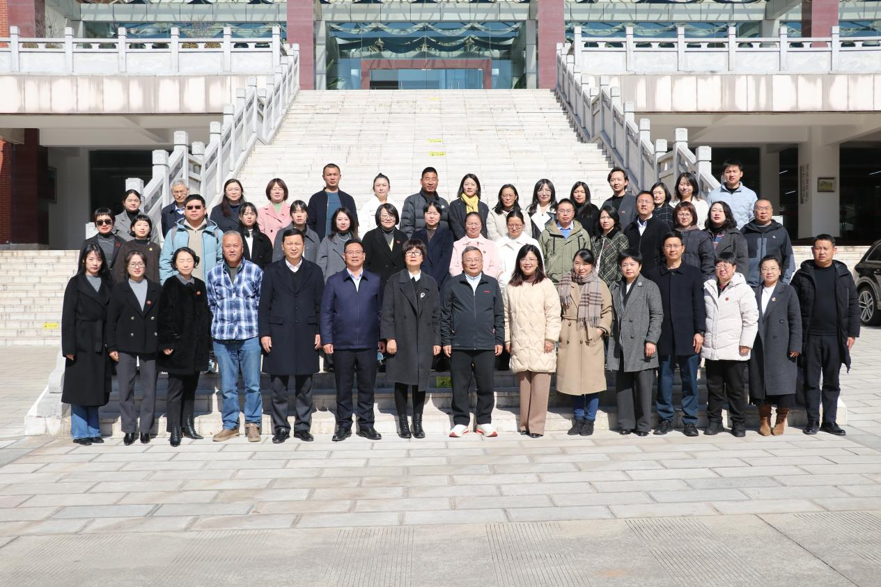 凝心聚力破困局，守正创新谋发展 —云南经济管理学院教育学院学科专业一体化建设研讨会 第 6 张