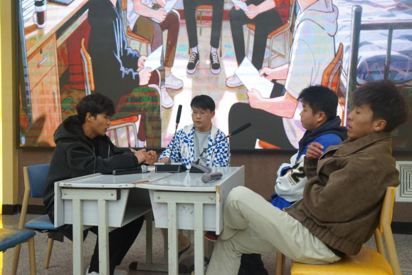 屏幕截图 2025-12-02 192547.png 屏幕截图 2025-12-02 192547.png