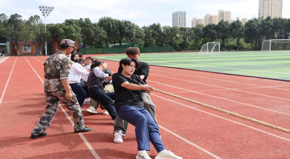 15.jpeg 青春聚首启新程,破冰融情绽芳华 ——医学院团委学生会“破冰行动”素质拓展活动纪实 第 5 张