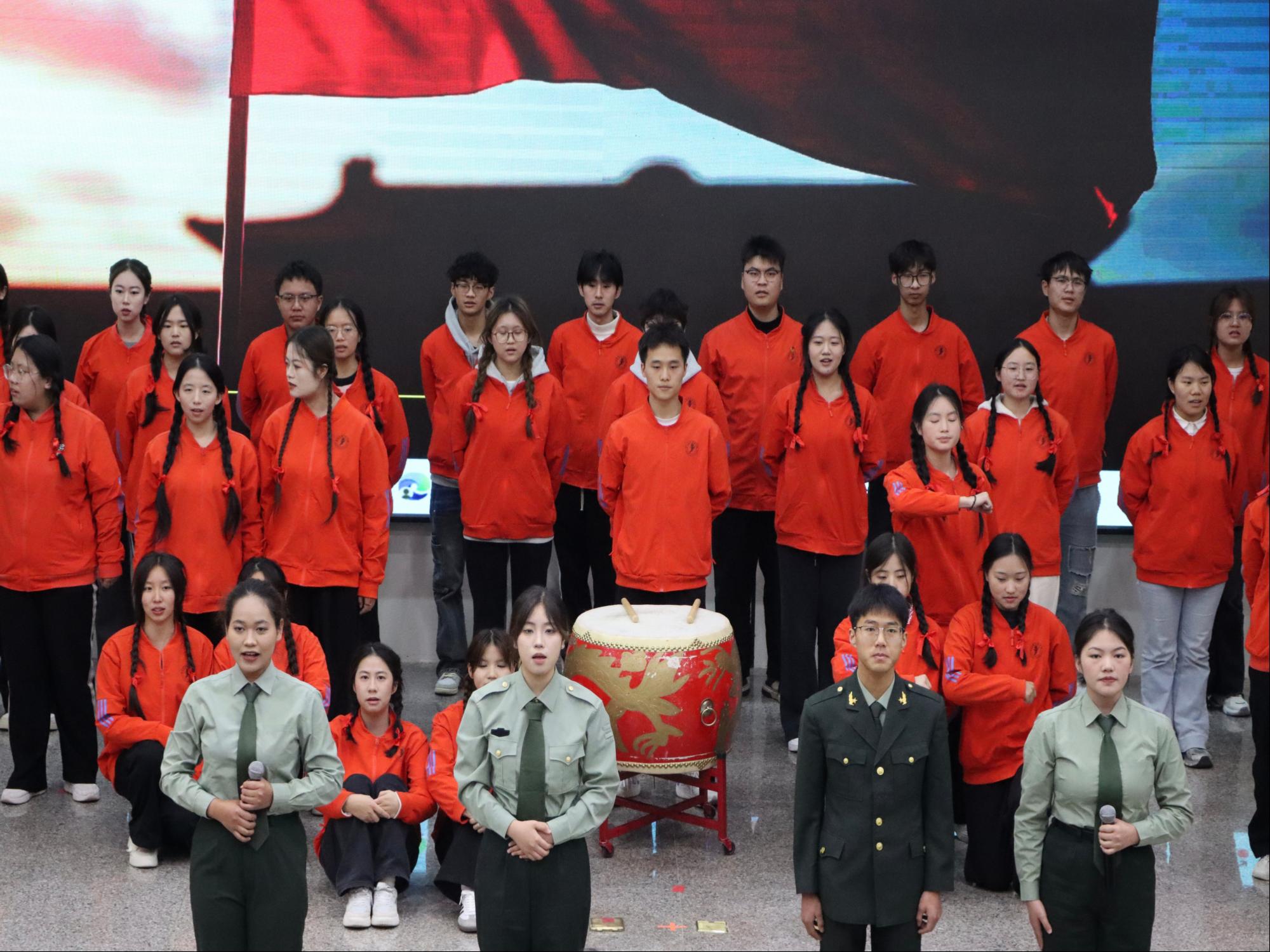 医路耕耘结硕果 仁心逐光启新程——云南经济管理学院医学院2025年度学生表彰大会圆满举行 第 10 张 医路耕耘结硕果 仁心逐光启新程——云南经济管理学院医学院2025年度学生表彰大会圆满举行 第 10 张