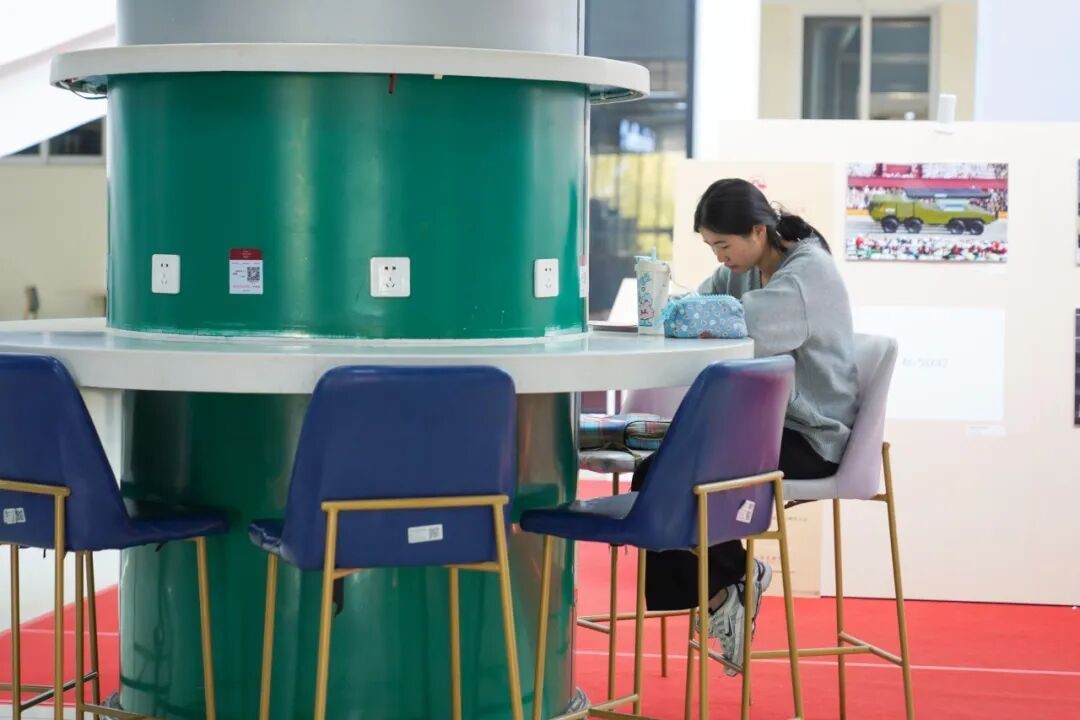 今天，云经管开学第一天！ 第 21 张